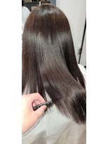 エムプラス(M+) 頭皮から髪まで美しさ続くスパ