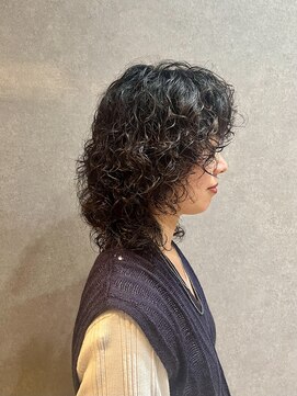 シーインフィニート 清澄白河 現代美術館MOT前店(C∞) ミディアムウルフ　ウェーブパーマ