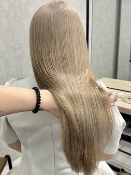 ロウル 渋谷(LOWRL) ミルクティーベージュ/ケアブリーチカラー