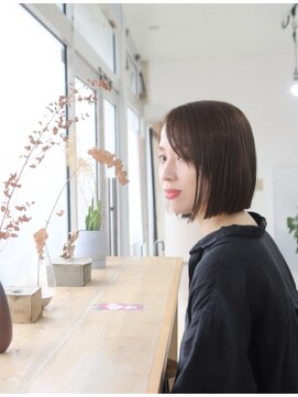 アミーリットルアットアラオ(amie:L at arao) 前下がり大人キレイ