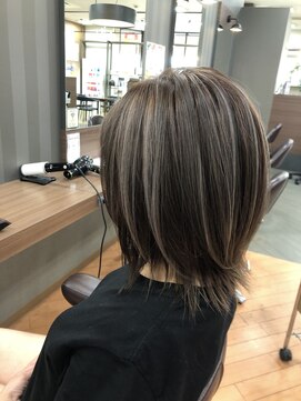 ディルガ ワッセ店(DILGA) シルバーハイライト