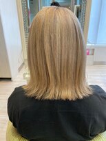 ビスイル 秋葉原店(Vis ill) ハイトーンブリーチカラーブランドベージュ