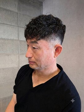 ワンワンオー バーバーショップ コンチネンタル(@110 BARBER SHOP continental) スペインカール