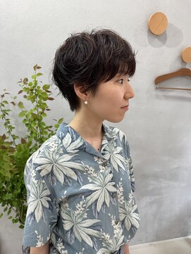 ここち 髪処 大島駅 ピアスが映えるショート&パーマスタイル