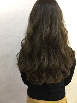 ラウレア(Laule'a) 【外国人ハイライト３Dカラー】イルミナカラー☆グレージュ