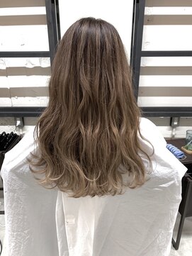 フィールグッドカンパニー(Feel Good Company) 柔らかな雰囲気に♪明るめハイライト!