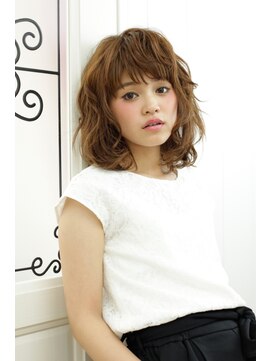 アッシュ ヘアーメイク 桐生(ash hair×make) スタイリング簡単無造作ラフパーマ×細目ハイライト