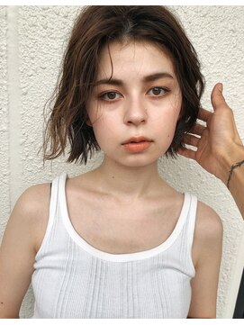 ルーム(Loom.) 暗くても透けるシアベージュ【Loom./明治神宮前/原宿/表参道】