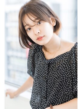 ウト(Uto) 透明感ベージュ/ナチュラルボブ♪