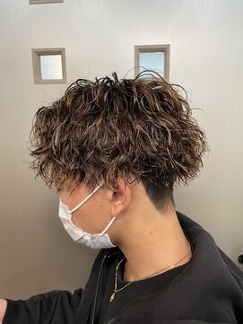 オンフリーク(ON FLEEK) 波巻きスパイラルパーマツイストパーマツーブロックマッシュ