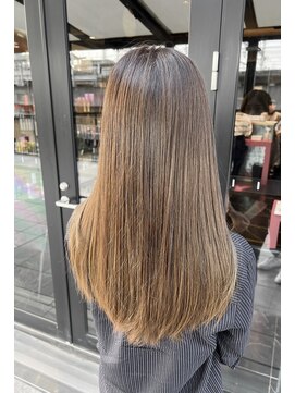 ニューヨークニューヨーク テラッソ姫路店(NYNY) 透明感 イルミナハイライトカラーベージュストレート