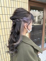 リックヘアー(Ric Hair) イヤリングカラーとハーフアップ