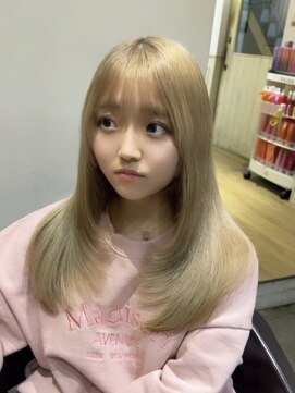 アルーシェ 新宿店(Alushe) ブロンド レイヤー