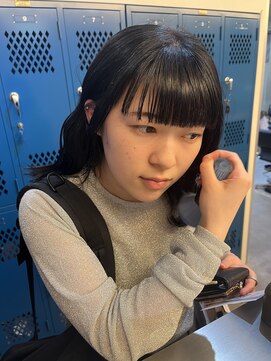 ナループロア ルームー(Nalu pu loa ROOMOO) ブルーブラック/レイヤーカット