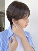 マッシュショートヘアくびれショート黒髪ショートカット前髪あり