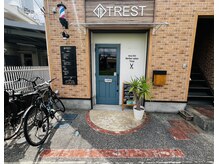 トレスト(TREST)の雰囲気（お店の前に自転車、バイクの駐車できます☆）