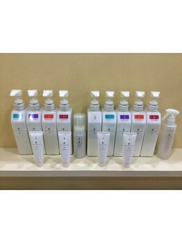 話題のトリートメントで髪質改善♪髪の内部からしっかり栄養補給し、憧れの艶美ストレートを実現☆