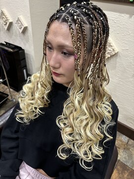 リブール(Libur) short braids