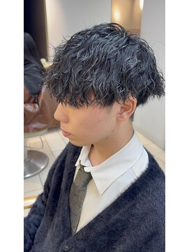 テトラ バイ ネオリーブ 横浜西口店(tetra by neolive) 横浜★ツイストスパイラルメンズパーマ