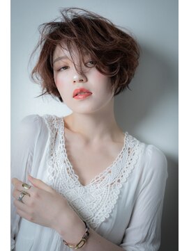 カバーヘア ブリス 川口(COVER HAIR bliss) □透明感ハイライト大人美人抜け感ショートボブ415川口30代40代