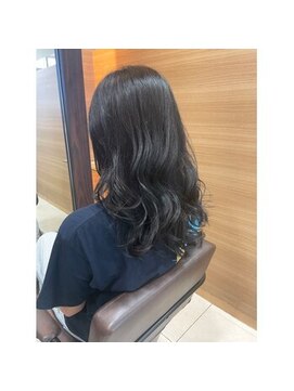 クララ カスガイ(CLALA kasugai) ドロップオイルでウルツヤ