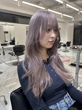 ランテルディ 渋谷(LANTERDIT) ラベンダーグレージュ ブリーチ2回 韓国レイヤーカット