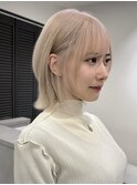 池袋ブリーチハイトーンカラーブロンドデザインカラーシルバー