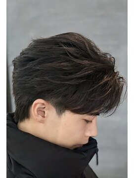 バース 河原町店(BIRTH) 韓国へアカルマパーマワックスなしセンターパート黒髪ウルフ