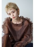 ハイトーンカラーのカールベリーショート