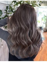 ヨロ 小岩(YOLO) ハイライトカラーミルクティーベージュケアブリーチダブルカラー