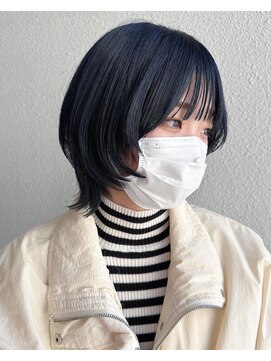 アリーシャ バイ アルティナ(Alisha by artina) マリンブルー_ミニウルフ_ブルーサファイア_マッシュウルフ2