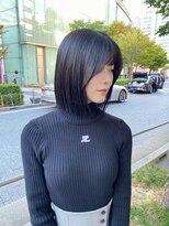 ステア ケース(stair case)&nbsp;韓国ストレート切りっぱなしボブ顔まわり前髪カット