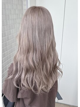 ユウル 横浜(juhl.) ケアブリーチ/ダブルカラー/アースカラー/ニュアンスカラー