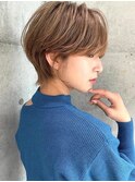 大人可愛いショートボブ/ベージュ　　　　　　　　　　　　　