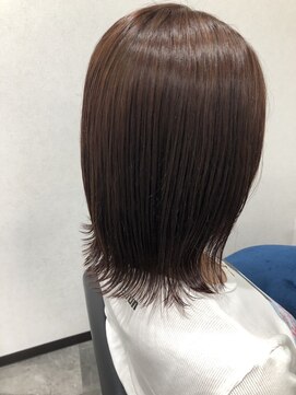 セカンド(Second) Second   ×　外ハネスタイル