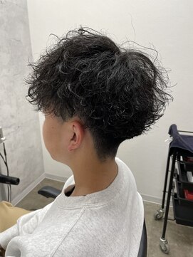 モエバイアリア(Moe by aria) 刈り上げカーリーツイスパ