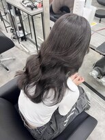 リアンリリィ バイ エイル トウキョウ(Lian lily by Eir Tokyo)&nbsp;グレージュ/レイヤーカット