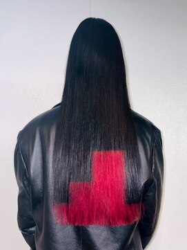 クク 渋谷(QUQU) ポイントブリーチ デザインブリーチ 赤