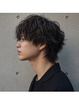アフィーロ(ACHFILO)&nbsp;前髪エクステ×ツイストスパイラルシャドウパーマ束感メンズヘア