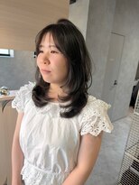 クス(KUsU) レイヤーカット/バタフライカット/ダークブルー