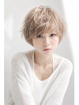 6Dエクステ 板橋店 ホワイトベージュカラーショートヘア