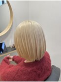 抜きっぱなしホワイトブロンド