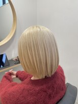 ハイク(HYKE)&nbsp;抜きっぱなしホワイトブロンド
