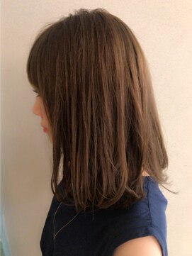 ロンド 銀座(Lond) 柔らかサファイアアッシュ 担当 吉澤弘哲