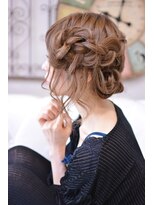 メイズ(MAZE) ひつじみたいなキュートヘアアレンジ【メイズ東中野・鍛原志行】