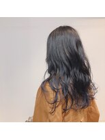 五角髪&nbsp;ロングにダークインナーカラーとかね