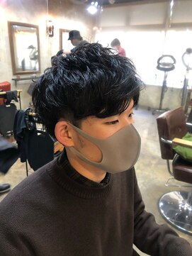 ナンバー ブラオ 名古屋栄(N° blao) 爽やかツーブロック刈り上げ束感アップバング