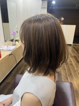 アイ(i) 【 i 井山 恵介】ナチュラルボブ×パープルアッシュブラウン