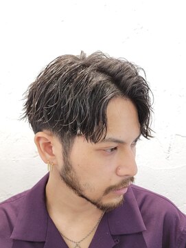 フィフス 原宿(fifth) 波巻きツイストスパイラルパーマコンマヘアツーブロックマッシュ
