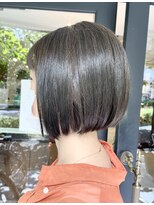 アイフィール アヴェダ 瑞江店(i feel AVEDA) 【林】ミニボブ　オリーブカラー